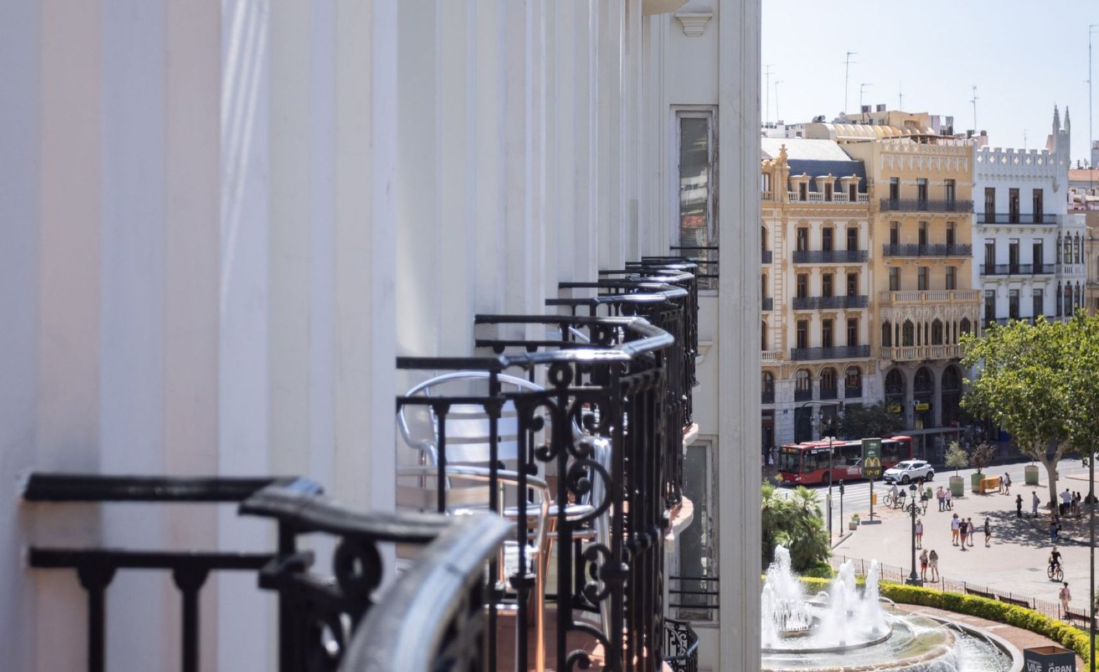 Superior Doble Vistas Calle Lateral